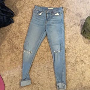 Levi jeans